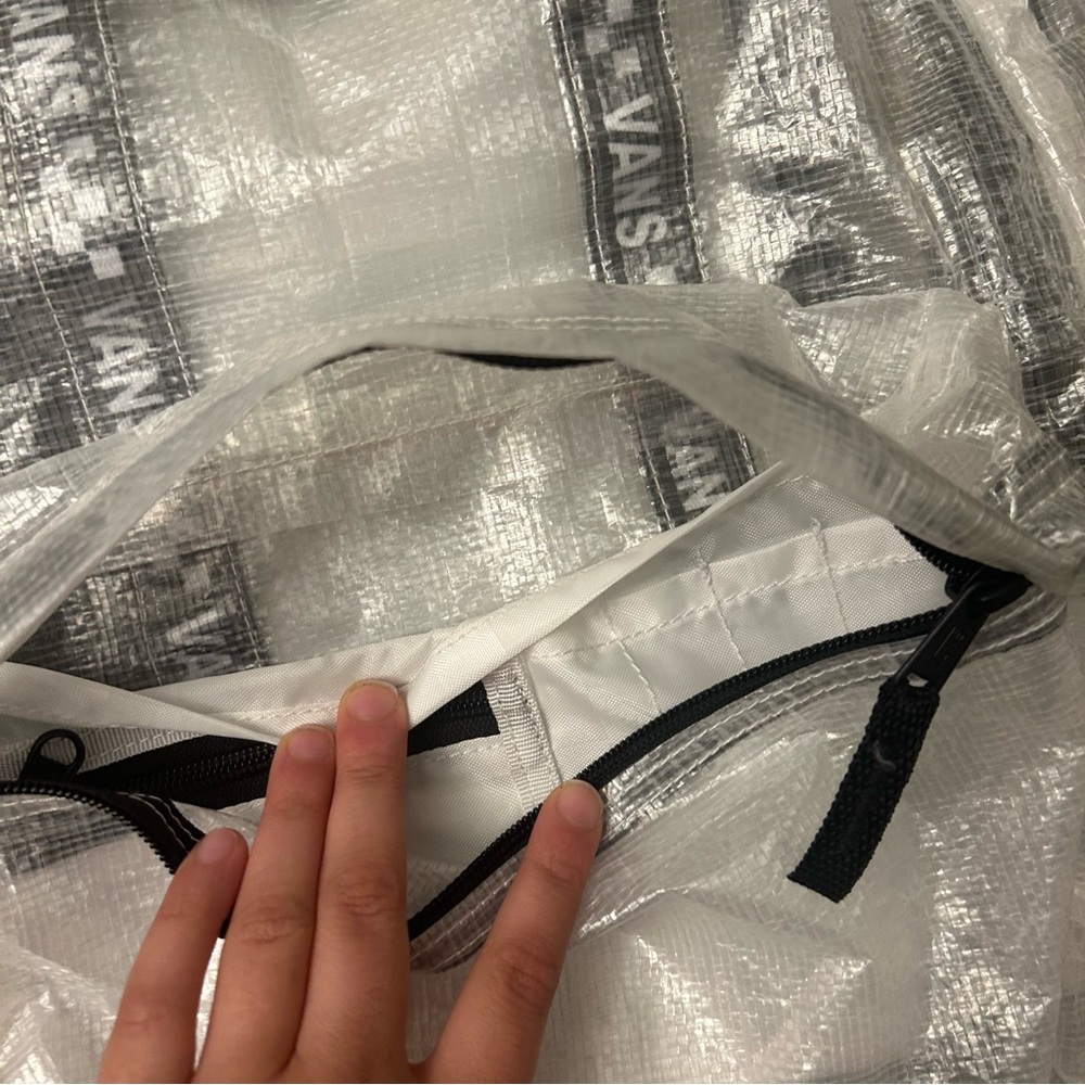 New Vans Women's Realm Backpack (Clear, One Size) - Picture 4 of 9